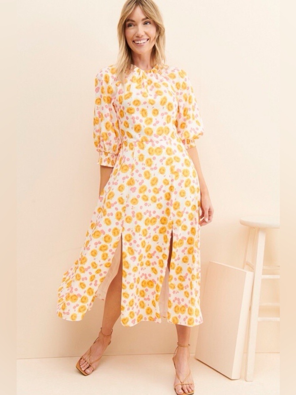 FP Keepsake Porcelain Rose Midi Dress
Yellow Ivory S Floral
Flowy Feminine